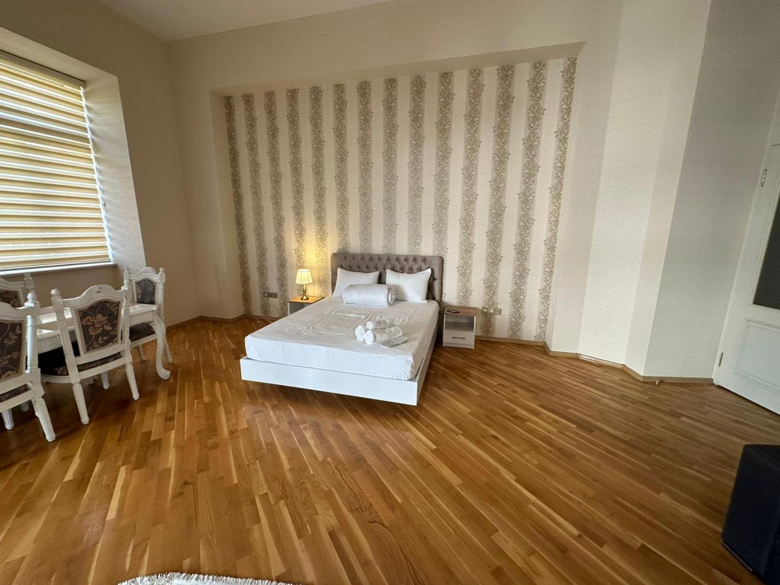 Hotel White Boutique Nizami 4*