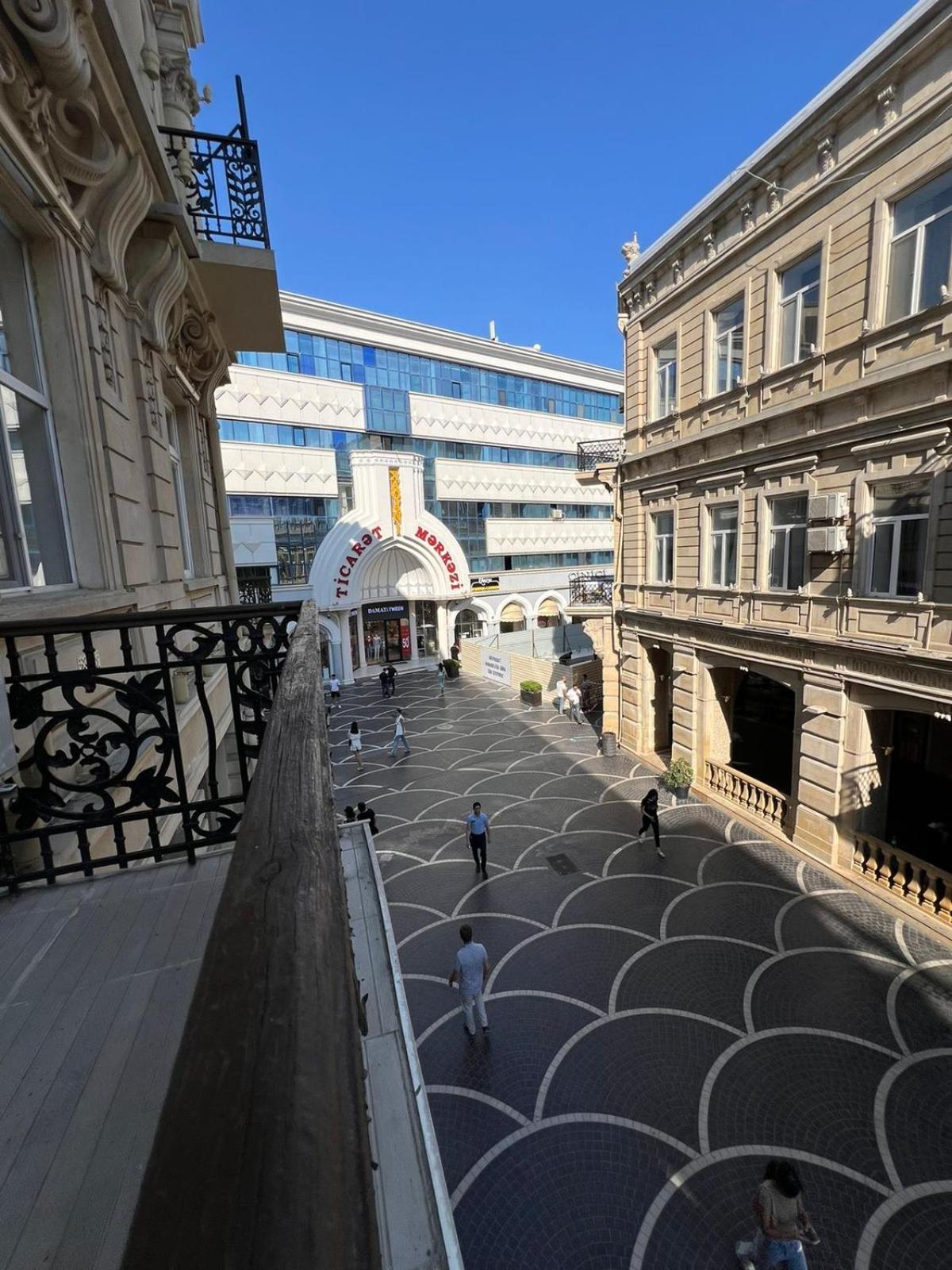 White Boutique Nizami Baku