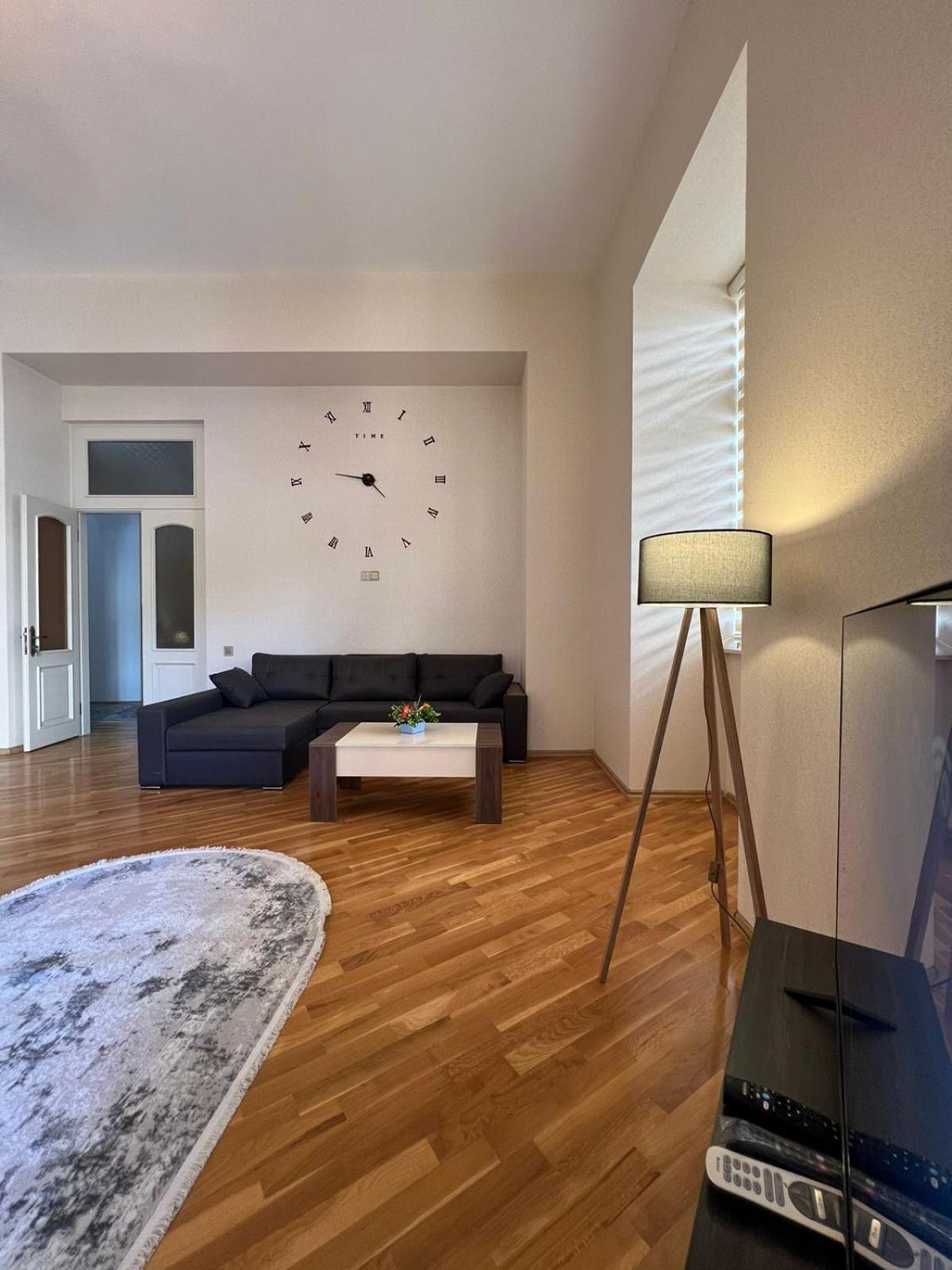White Boutique Nizami Hotel